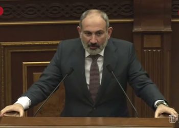 Պարոն Քերոբյանին ես եմ արգելել հրաժարական տալ, ես կորոշեմ ինչքան աշխատել, ինչքան՝ ոչ․ Փաշինյան