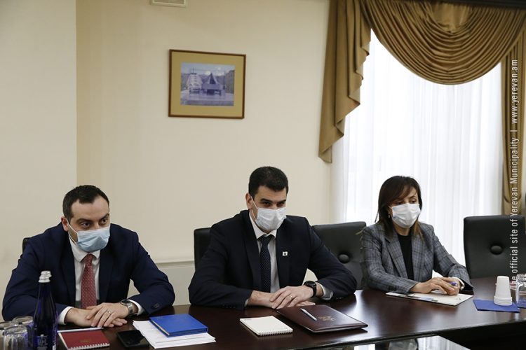 Քաղաքապետ Հրաչյա Սարգսյանը հանդիպումներ է ունեցել ԱԶԲ և ՎԶԵԲ հայաստանյան գրասենյակների ներկայացուցիչների հետ
