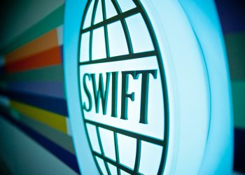 Ռուսաստանի հնարավոր անջատումը SWIFT-ից «դրամատիկ կամ ճակատագրական չէ». Ակսակով