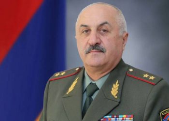 ԶՈՒ գլխավոր շտաբի պետի պարտականությունները կկատարի Կամո Քոչունցը