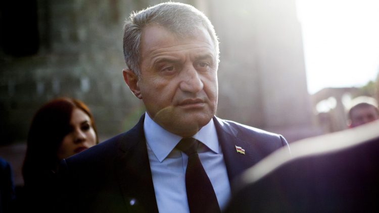 Բիբիլովը հայտնել է, որ Հարավային Օսիայի զինծառայողները մեկնել են Դոնբաս