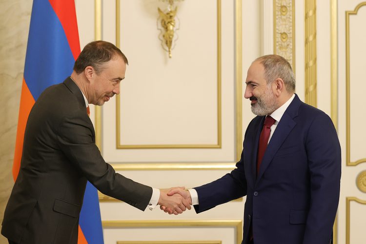 Փաշինյանն ընդունել է ԵՄ հատուկ ներկայացուցչին․ հանդիպմանը ներկա է եղել նաև ՀՀ-ում ԵՄ դեսպանը