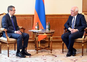 Նախագահ Վահագն Խաչատուրյանն ընդունել է Հայաստանում Ղազախստանի դեսպան Բոլատ Իմանբաևին