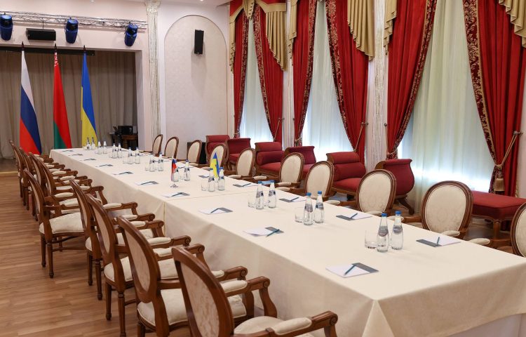 Ուկրաինայում հայտարարել են, որ Ռուսաստանի հետ բանակցությունների երրորդ փուլը կարող է կայանալ մարտի 5-ին կամ 6-ին