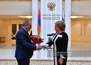 Վարչապետը հանդիպում է ունենում ՌԴ Դաշնային խորհրդի նախագահ Վալենտինա Մատվիենկոյի հետ