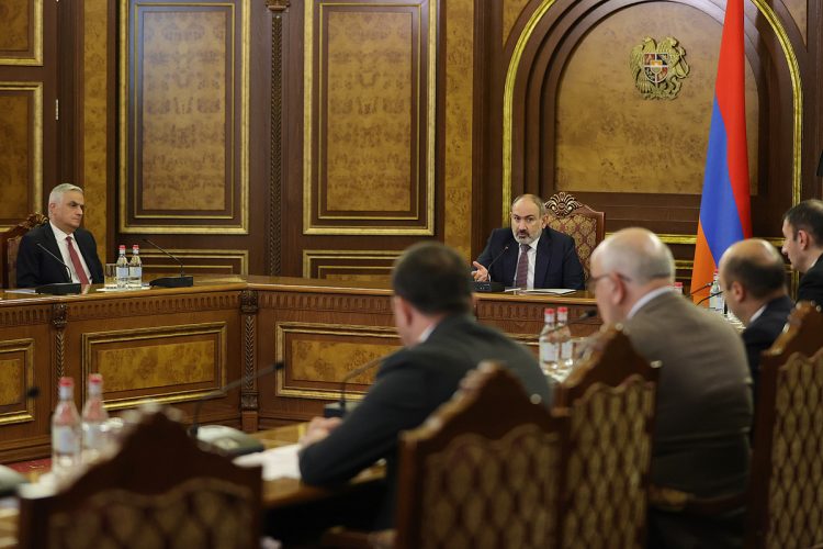 Նիկոլ Փաշինյանը խորհրդակցություն է անցկացրել