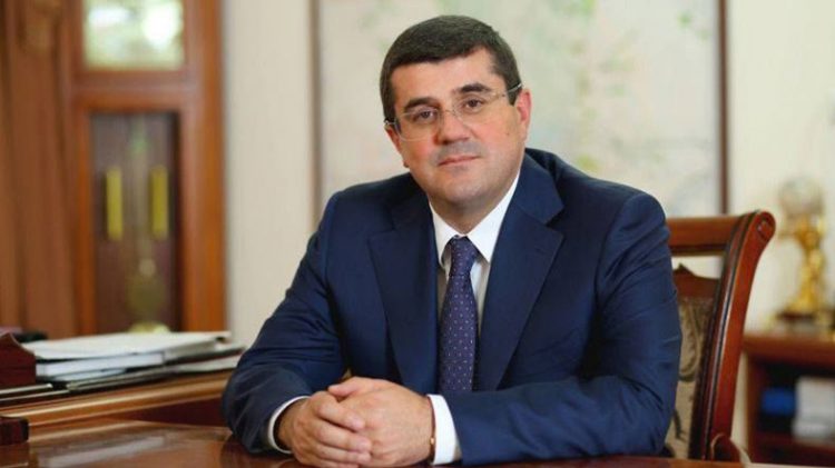 Прогрессивный мир должен встать на сторону Арцаха - Араик Арутюнян