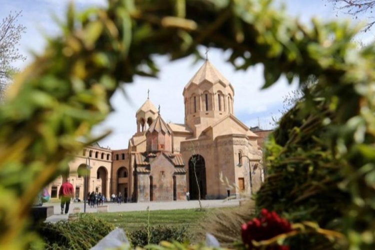 Այսօր Հայ Առաքելական եկեղեցին նշում է Ծաղկազարդը