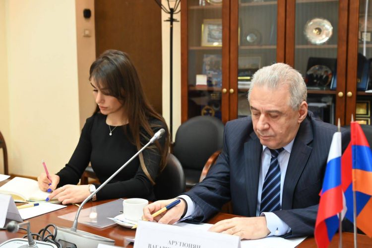 ՌԴ-ում ՀՀ դեսպան Վաղարշակ Հարությունյանը  Պետդումայում հանդիպել է Կազբեկ Տայսաևի հետ