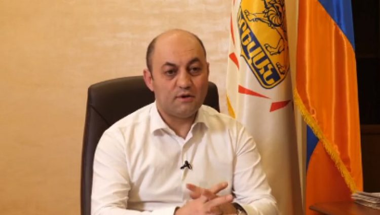 Կենտրոն վարչական շրջանի թաղապետը լքում է պաշտոնը
