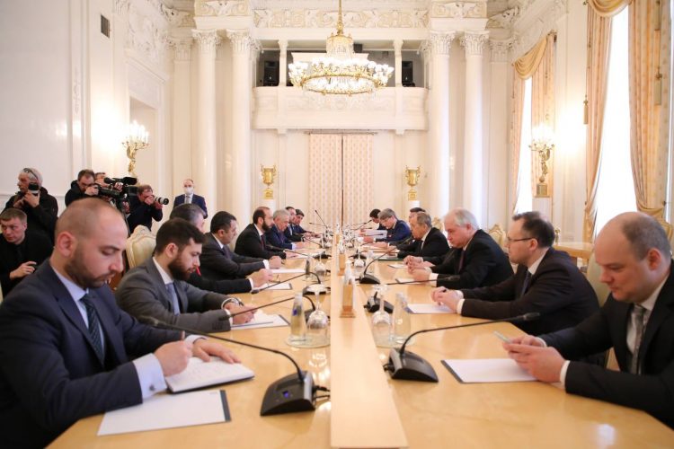 Ռուսաստանը կշարունակի հիմնական դաշնակցի դիրքերից օգնել Հայաստանին ամրապնդել իր պաշտպանունակությունը․ Լավրով