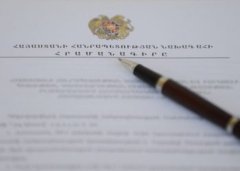 Ռոբերտ Խաչատրյանը նշանակվել է ԲՏԱ նախարար