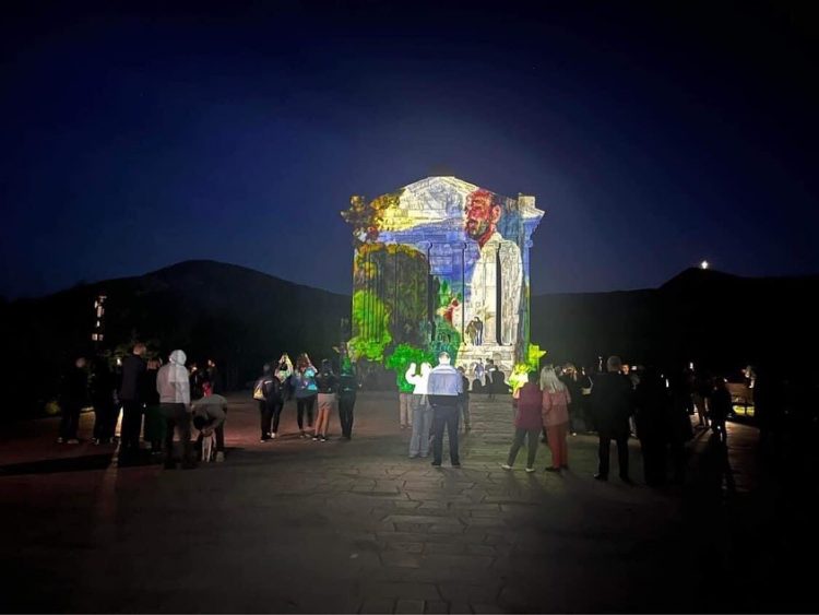 «Գառնի»-ում ացկացվեց «Գույն և երաժշտություն» լուսաձայնային ինստալյացիա-ցուցադրությունը