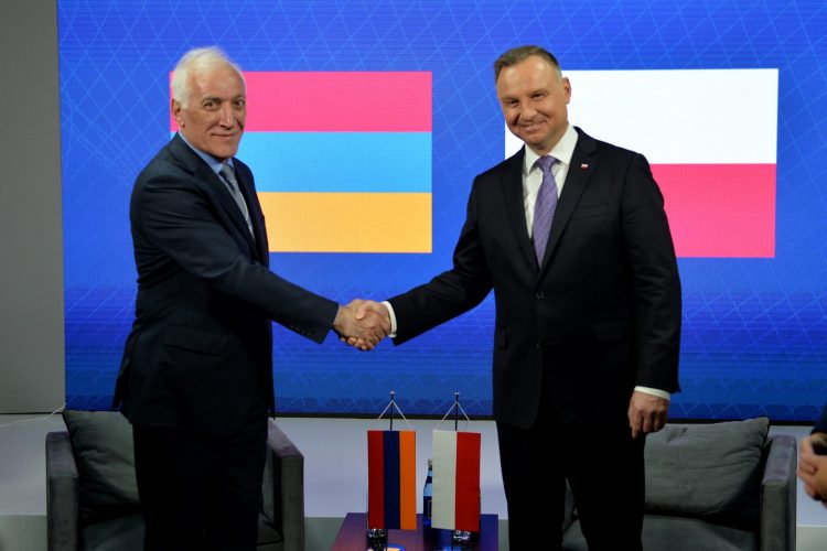 Վահագն Խաչատուրյանը հանդիպել է Լեհաստանի նախագահին. քննարկվել է տարածաշրջանում տիրող իրավիճակը