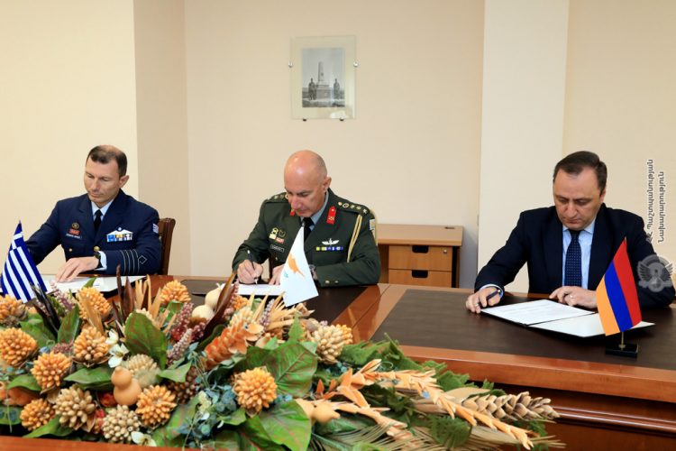 Армения, Греция и Кипр подписали план трехстороннего военного сотрудничества