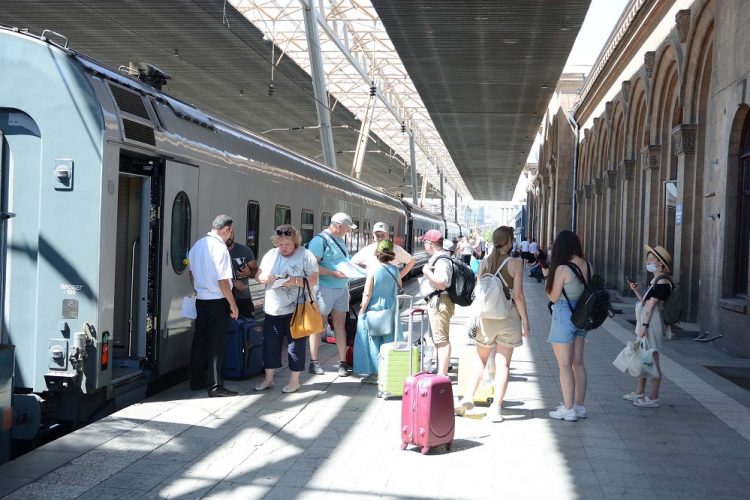 ՀԿԵ-ն սկսում է Երևան-Բաթումի-Երևան երթուղով փոխադրումները
