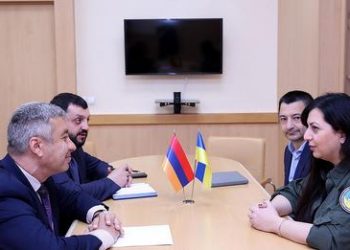 Դեսպան Կարապետյանը հանդիպել է Ուկրաինայի ՆԳ նախարարի տեղակալ Մերի Հակոբյանին