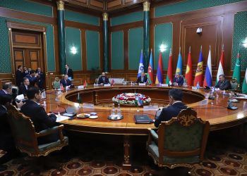 Կոչ ենք անում Բաքվին Ղարաբաղի բնակչությանը չդարձնել Երևանի հետ տարաձայնությունների պատանդ. Զախարովա