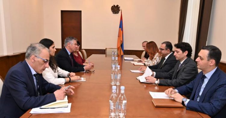 Ֆինանսների նախարարն աշխատանքային քննարկում է ունեցել Պաոլո Սպանտիգատիի հետ