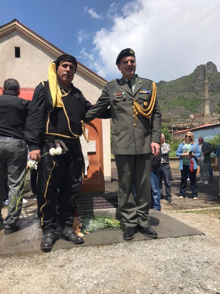 В Алаверди открыли памятник понтийским грекам и армянам – жертвам геноцида (фото)