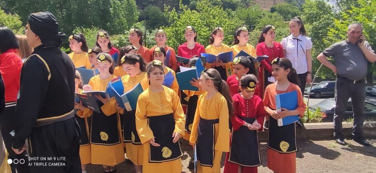 В Алаверди открыли памятник понтийским грекам и армянам – жертвам геноцида (фото)
