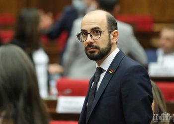 Член фракции «Гражданский договор» заявил, что полиция с честью выполняет свои обязанности