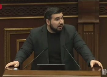 Վահագն Ալեքսանյանն ընդդիմությանն անվանեց «մարգինալների փոքրիկ խմբակ»