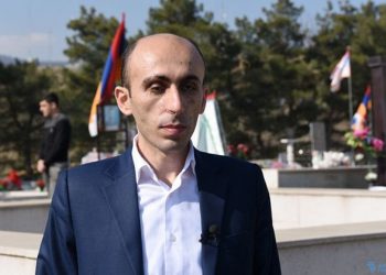 Արտակ Բեգլարյանն Ալիևին առաջարկում է դելիմիտացիա անել նաև Արցախի սահմանները