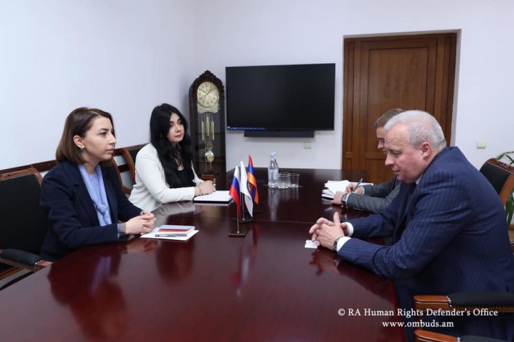 Մարդու իրավունքների պաշտպանն ընդունել է ՀՀ-ում ՌԴ դեսպան Սերգեյ Կոպիրկինին
