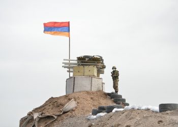 Օր առաջ օրակարգ պետք է վերադարձնել ադրբեջանական զորքերի ներկայության անթույլատրելիությունը. «Ապրելու երկիր» կուսակցություն