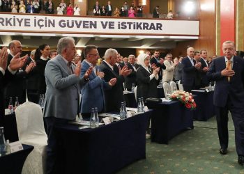 Թուրքիայի իշխող կուսակցությունը Էրդողանին առաջադրել է նախագահի թեկնածու