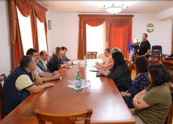 Արտակ Բեգլարյանը համագործակցության ծրագրեր է քննարկել Զինծառայողների ապահովագրության հիմնադրամի պատվիրակության հետ