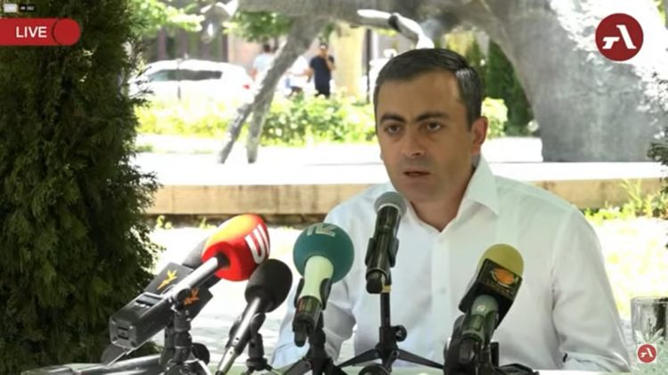 Вопрос кандидата оппозиции на пост премьер-министра пока не обсуждается – Ишхан Сагателян