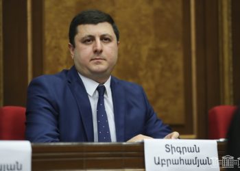 Եթե ամեն ինչ նորմալ է, ինչո՞ւ պաշտպանության նախարարին էլ որպես պաշտոնակատար չնշանակեցին․ պատգամավոր