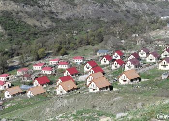 Կոչ ենք անում Բաքվին Ղարաբաղի բնակչությանը չդարձնել Երևանի հետ տարաձայնությունների պատանդ. Զախարովա