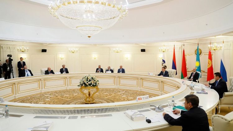 Никол Пашинян принял участие в заседании Евразийского межправсовета в узком составе
