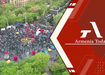 Ուղիղ․  Ընդդիմության հանրահավաքը,  Իշխան Սաղաթելյանը հանդես է գալիս հայտարարությամբ