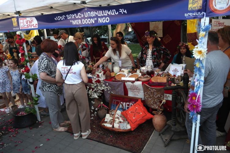 «Ուտեստ ֆեստ». հայկական խոհանոցի համն ու հոտը Երևանում (լուսանկարներ)