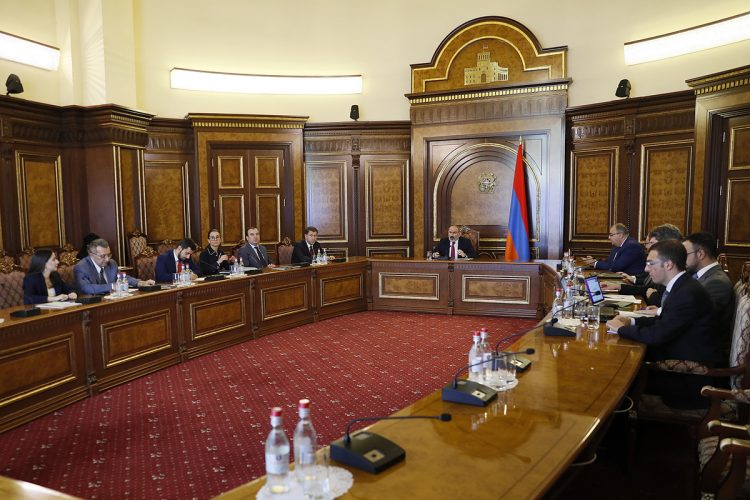 Փաշինյանը շեշտել է, որ դատական և իրավական ոլորտներում բարեփոխումները կառավարության առաջնահերթություններից  են