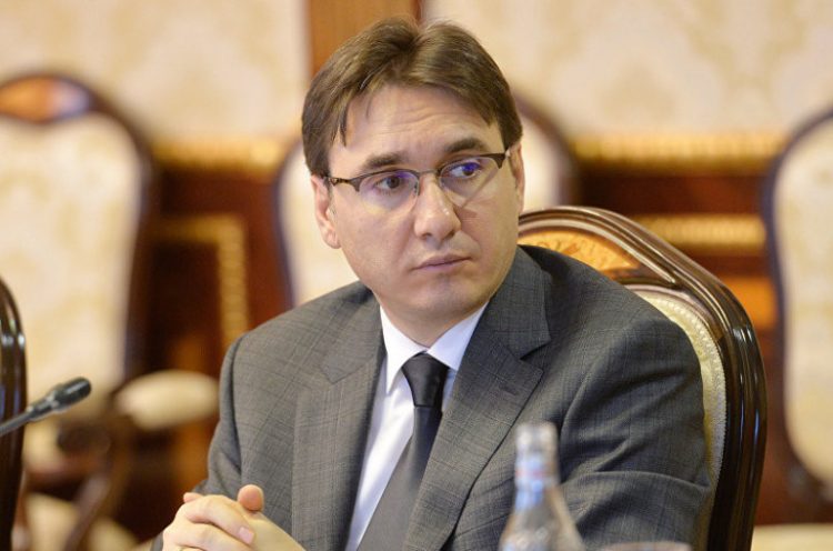 Армен Геворкян заявил о сложении с себя полномочий главы постоянной комиссии НС