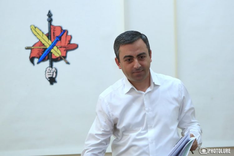 Գրեթե բոլոր մարզերում «Դիմադրություն» շարժումը ձևավորել է շարժման խորհուրդներ