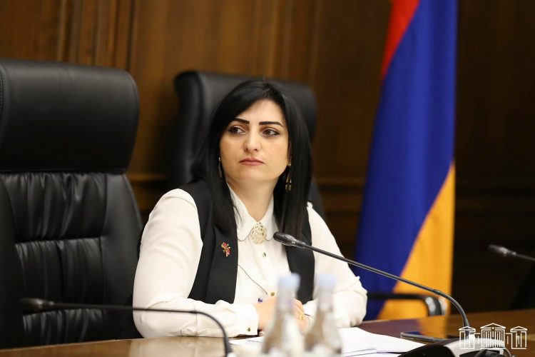 Հայրենիքին ծառայելն առաքելություն է, պարտք, բայց ոչ երբեք պատիժ․ Թագուհի Թովմասյան
