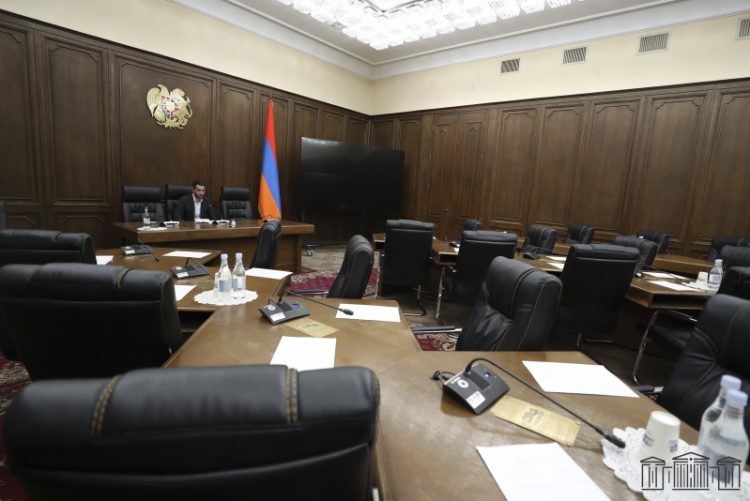 ԱԺ խորհրդի արտահերթ նիստը համարվել է չկայացած. երկու ժամ անց դարձյալ քվորում չի եղել