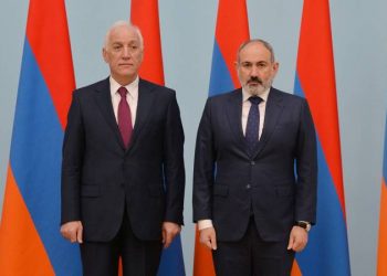 «Հայաստանը պիտի շարունակի պահպանել կառավարման խորհրդարանական համակարգը»․ վարչապետի ու նախագահի ուղերձները