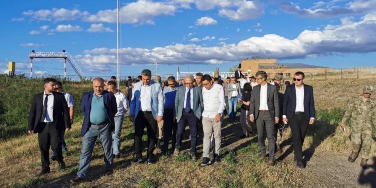 Թուրքիայի հատուկ ներկայացուցիչն այցելել է հայ-թուրքական սահման