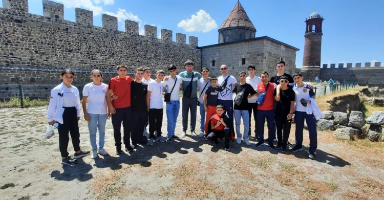Հայ բռնցքամարտիկներն այցելել են Էրզրումի բերդ