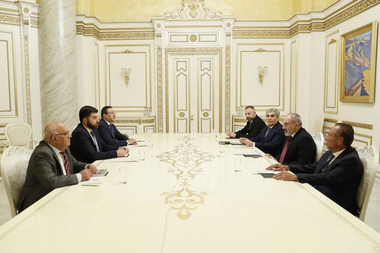 Խորհրդակցական ժողովի նիստ՝ վարչապետի և արտախորհրդարանական քաղաքական ուժերի ղեկավարների մասնակցությամբ