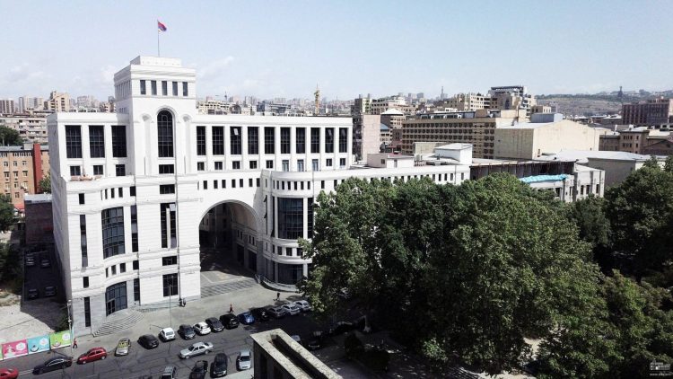 Կոչ ենք անում Բաքվին Ղարաբաղի բնակչությանը չդարձնել Երևանի հետ տարաձայնությունների պատանդ. Զախարովա