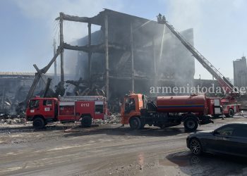 Կոչ ենք անում Բաքվին Ղարաբաղի բնակչությանը չդարձնել Երևանի հետ տարաձայնությունների պատանդ. Զախարովա