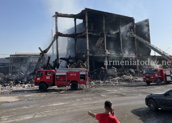 Կոչ ենք անում Բաքվին Ղարաբաղի բնակչությանը չդարձնել Երևանի հետ տարաձայնությունների պատանդ. Զախարովա